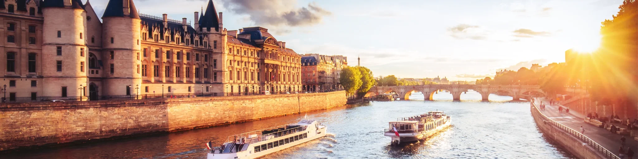 Travel Guides, Itineraries and Tips